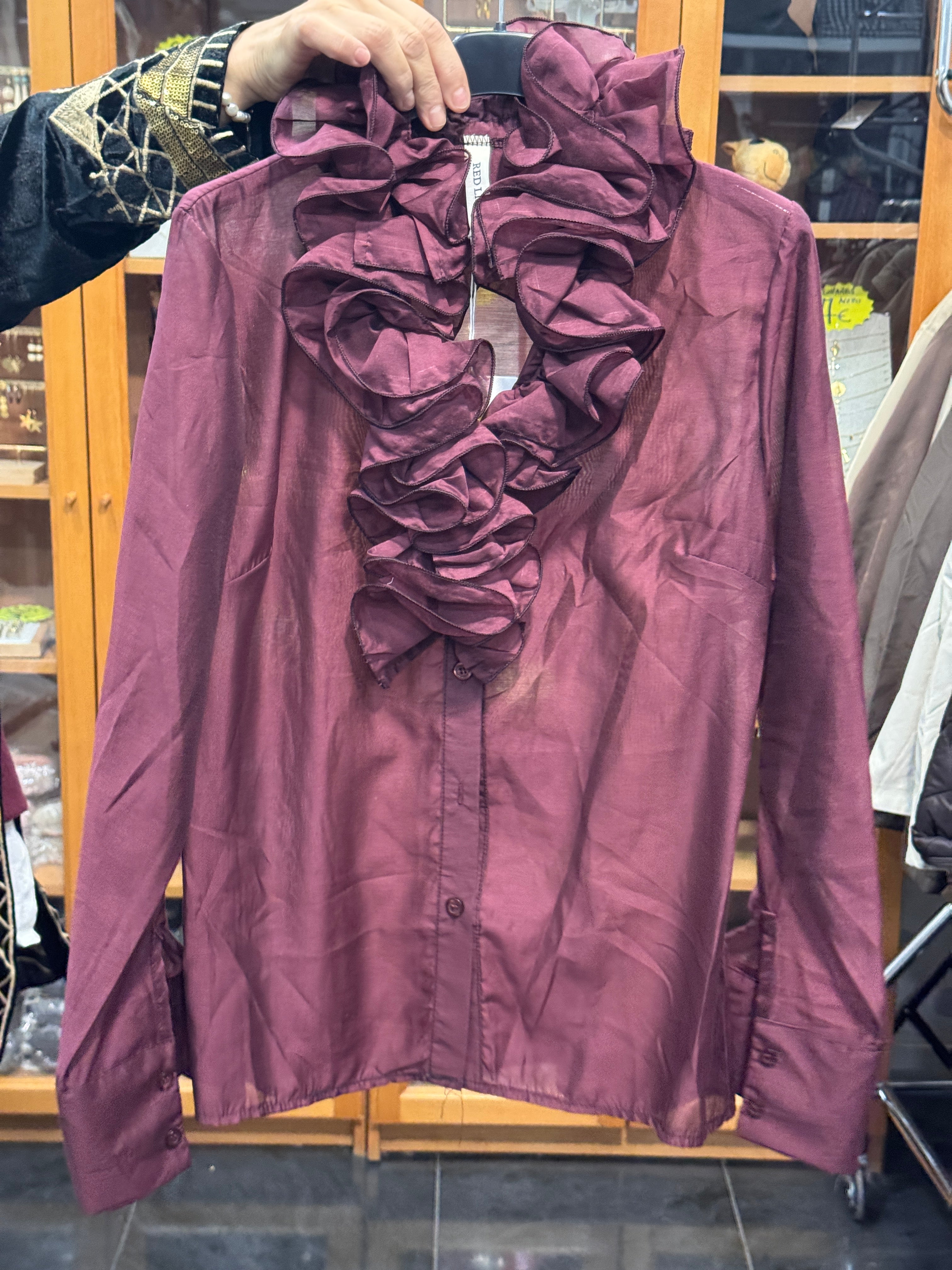 Blusa con Volante en Escote