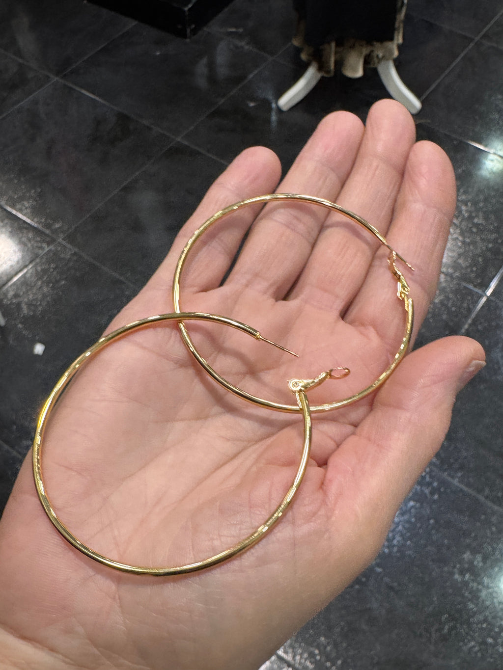 Aros Oversize Dorados Glam