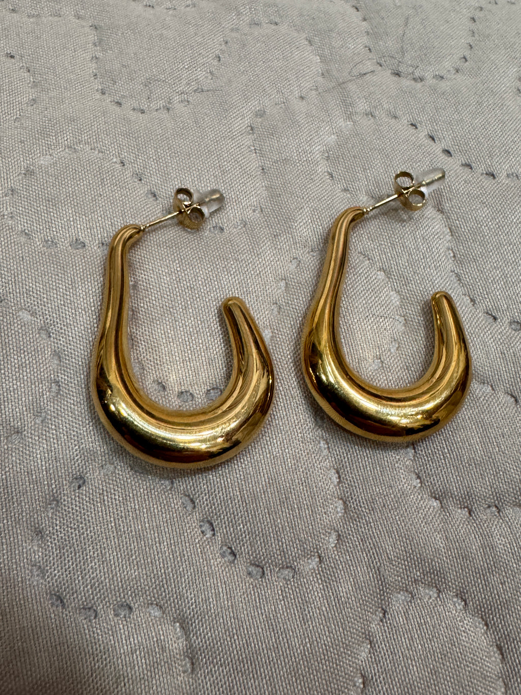 Pendientes Dorados Sculptural Drop